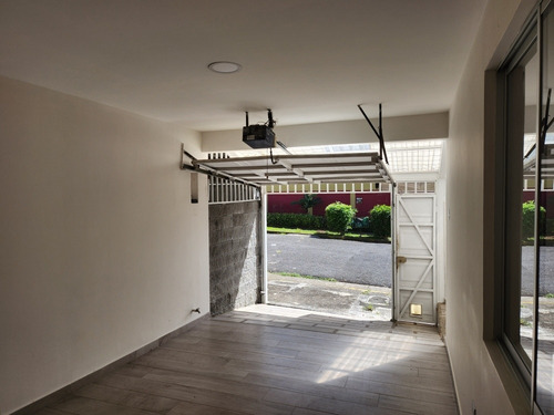 Imagen 16 de 21 de Apartamento 3 Cuartos 2 Baños, Renovado