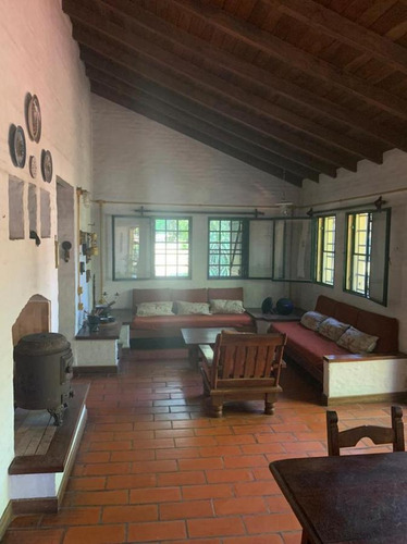 Imagen 19 de 29 de Casa En Venta De Country Champagnat Con Muy Buen Parque Y 2 Dorms
