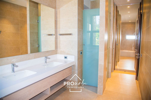 Departamento En Venta De 3 Dorm. En Las Condes