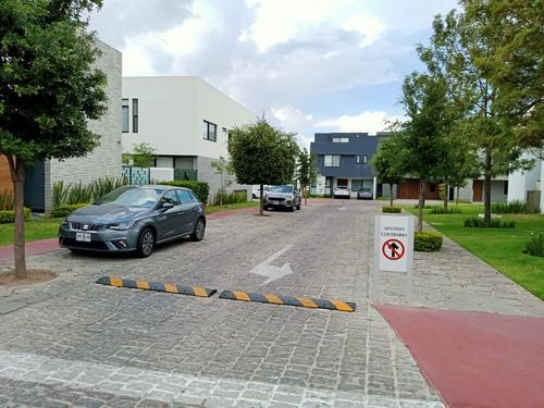 Casa En Venta En Solares
