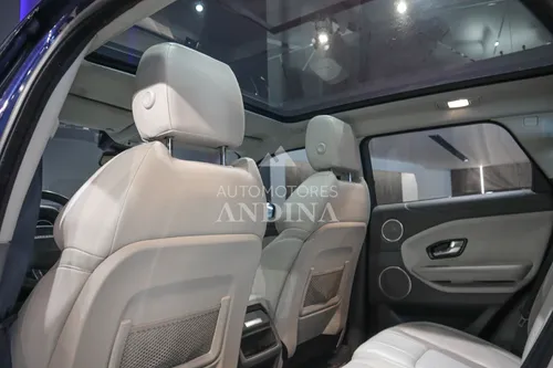 Land Rover Evoque 2.0T DYNAMIC SE SI4