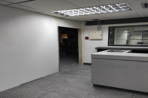 Imagen 11 de 16 de Alquiler De Local Comercial En Centro Plaza/ Llama Ya Zaida Herrera 04241170010