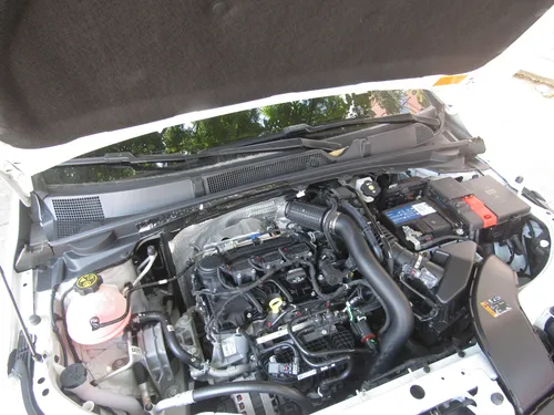 Chevrolet Onix 1.0T Premier Sedan At