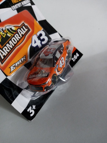 Nascar Authentics Erik Jones #43 Escala 1/64 Blister 2021