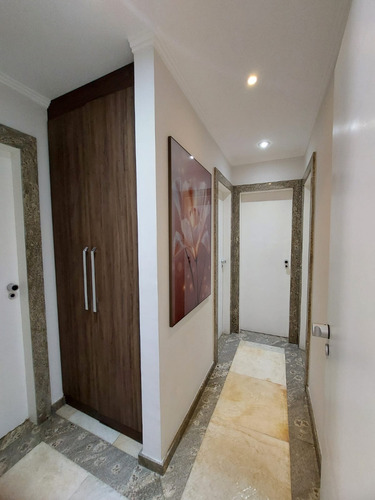 Apto No 8º Andar No Esplanadinha Em Gov. Valadares, 3 Quartos E 4 Banheiros (1 Suíte)