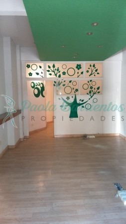 Imagen 3 de 5 de Vendo Local En Pinamar Calle Constitución 555