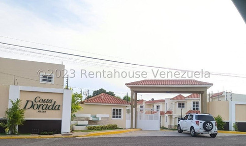 Townhouse En Venta Lago Mar Beach Mls #23-33086 Rq