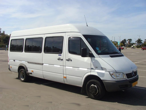 Imagen 8 de 10 de Camioneta Van Combi Punta Del Este Fiestas Y Eventos