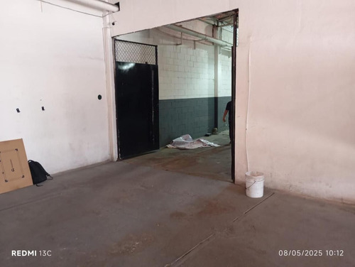 Renta Bodega Comercial En Plaza Echegaray, Naucalpan