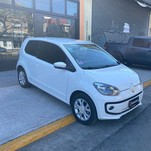 Volkswagen Up! 1.0 High Up! 75cv 3 p
