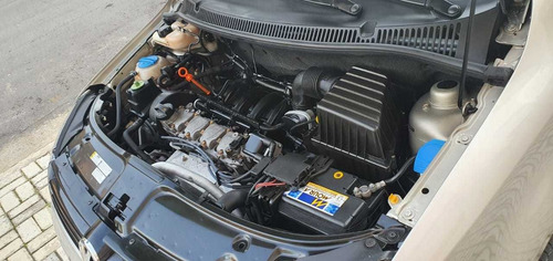 Imagem 4 de 15 de Volkswagen Fox 2013 1.6 Vht Trend Total Flex 5p