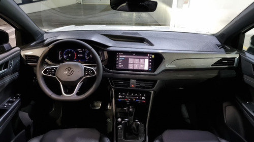 Imagen 10 de 25 de Volkswagen Taos Highline 0km Bitono My23 Inmediata