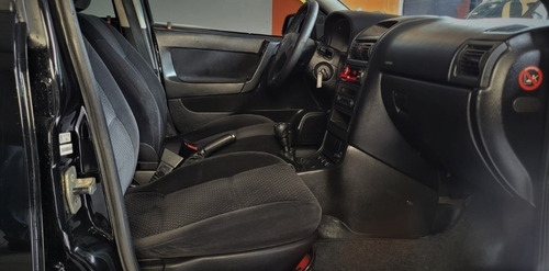 Imagem 6 de 11 de Chevrolet Astra Advantage 2.0 Mpfi 8v