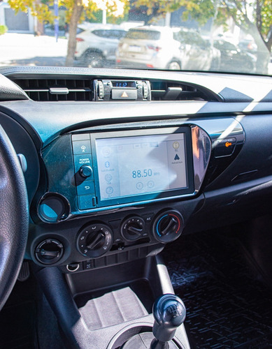 Imagen 14 de 19 de Toyota Hilux Cabina Simple 4x4