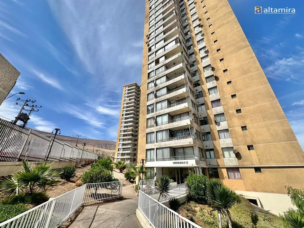 Imagen 4 de 30 de Departamento En Venta De 3 Dorm. En Iquique