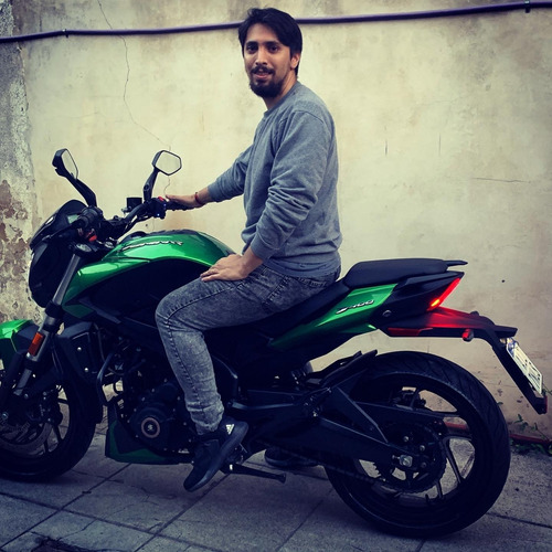 Imagen 12 de 16 de Bajaj Dominar