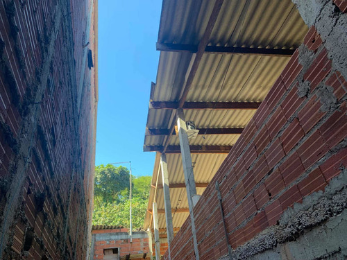Imagem 11 de 23 de Casa Grande Para Venda No Jardim Alice, Garagem 5 Vagas