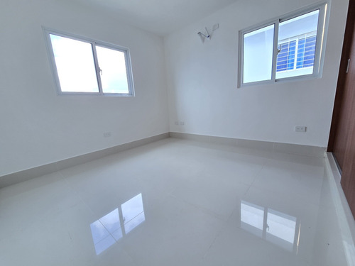 Se Alquila/ Renta Apartamento Moderno Piso Alto Con Vista