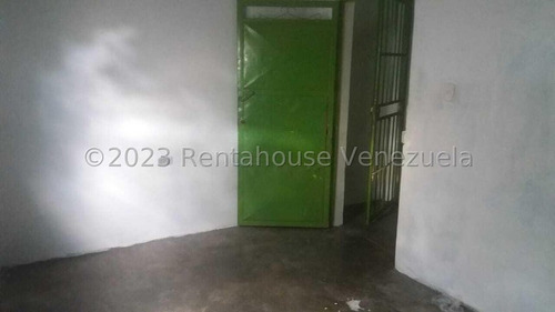 Ab Rentahouse Ofrece En Venta Casa Comercial Con Alto Trafico De Clientes, Ubicada En La Av. Principal De La Bocaina