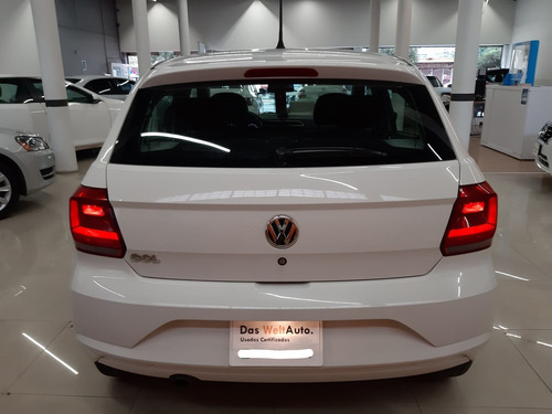 Imagen 3 de 12 de Volkswagen Gol 2020