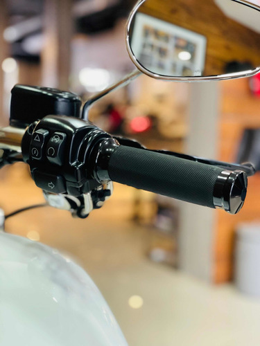 Imagen 10 de 16 de Harley Davidson Sportster 883 Superlow, Iron 883, Sporter 88
