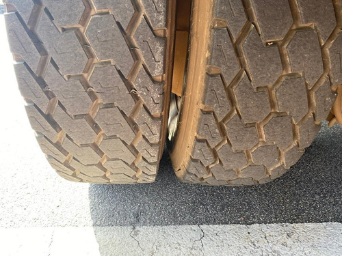 Imagem 11 de 15 de Volkswagen 24.250 / Vw 24250 / 24.250 / 24250