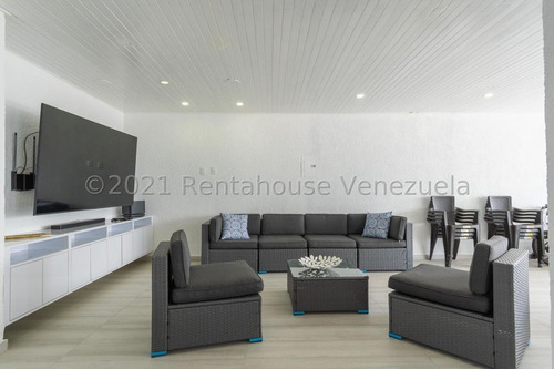 Imagen 5 de 10 de Casa En Venta En Los Naranjos. Mls 22-6458. Maria Jose Diaz 04241747490