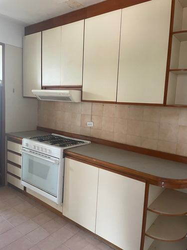 Imagen 9 de 19 de Se Vende Apto 145m2 3h+s/2.5b+s/2p Los Dos Caminos 5769