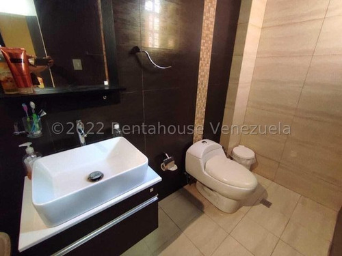 Imagen 26 de 30 de Town-house En Venta En El Limón-cod. 23-12452-jgvr.