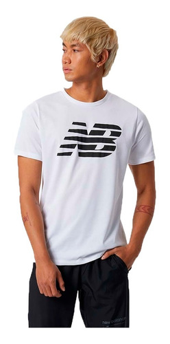 Remera New Balance Lifestyle Hombre Hether Tech Blanco Cli