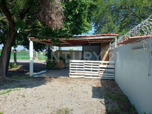 Venta Terreno Bardeado A Pie De Calle