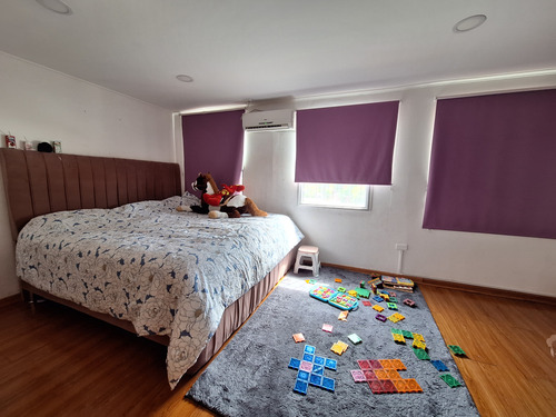 Venta Casa 3 Pisos Comercial 220 Mts Mall Dominicos P Hurta