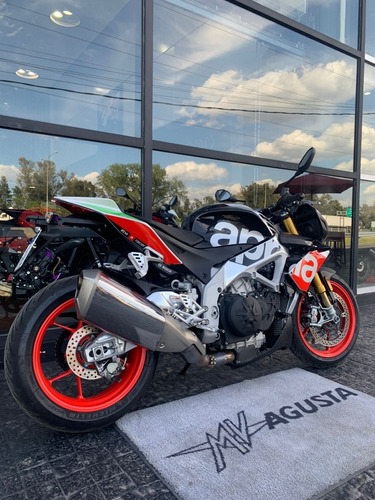 Imagen 4 de 25 de Aprilia Tuono V4 1100 Rf, No Bmw, No Ducati, No Kawasaki Gjf
