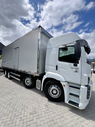 Vw 30-330 Bitruck 8x2 2023 Bau Carga Seca Unico Dono