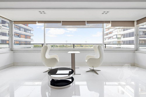 Imagen 19 de 24 de Impecable Piso En Torre Libertador - 2 Cocheras - 4 Suites - Doble Dependencia - Seguridad 24hs
