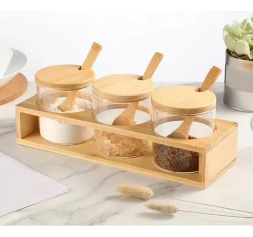 Kit 3 Porta Temperos 300ml De Vidro Com Tampa, Colher E Base Decorativa De Bambu