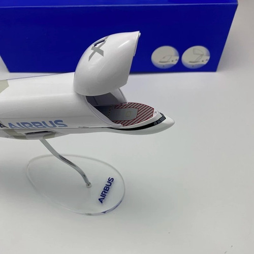 Aeronave Beluga Xl A330-743l Airbus Escala 1/200