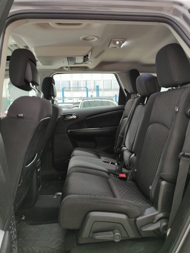 Dodge Journey 2.4 Sxt 7 Asientos Atx4