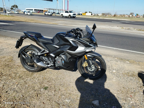 Imagen 2 de 5 de Bajaj Rouser Rs 200