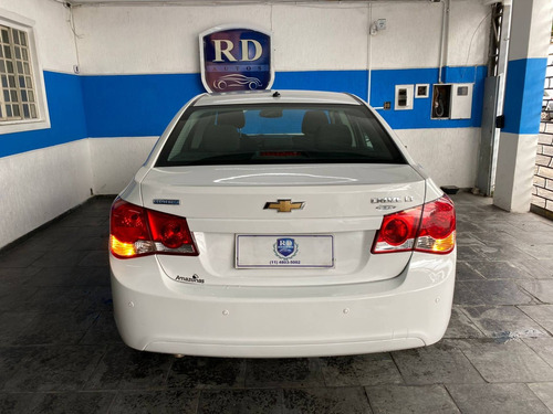 Imagem 15 de 15 de Chevrolet Cruze 1.8 Lt Sedan Manual 2014 Branco