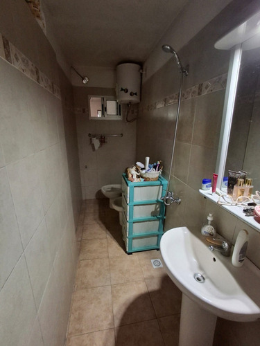 Casa De 4 Dormitorios 3 Baños Sobre Principal Avenida En Plena Zona Comercial Del Paso Molino