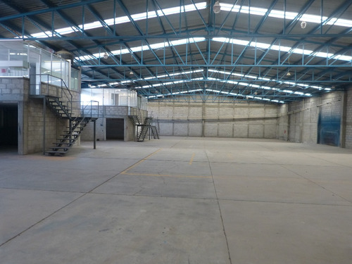 Bodega/nave En Venta Industrial En Carretera Panamericana