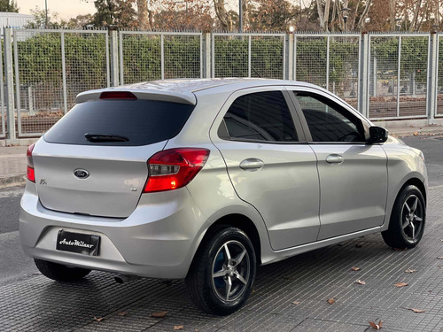 Imagen 6 de 22 de Ford Ka 2017 1.5 Se 5 P