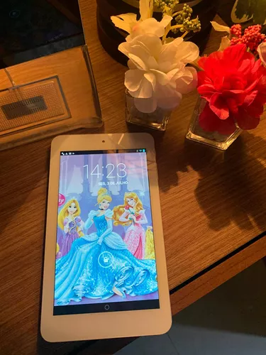 Tablet Disney Princesas é lançado pela TecToy; conheça