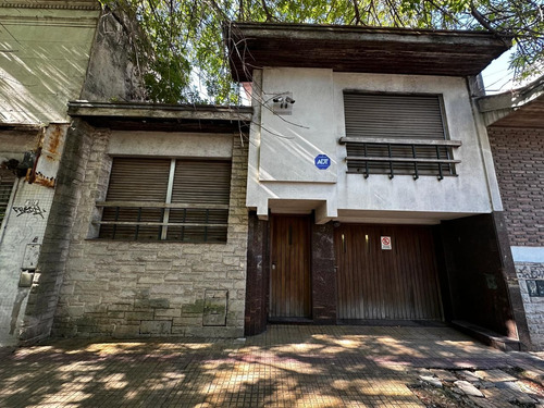 Casa En Venta En La Plata