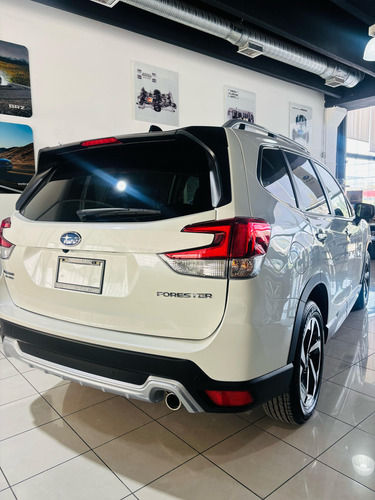 Subaru Forester 2.5 Touring Awd Cvt