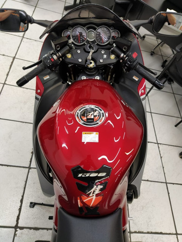 Suzuki Hayabusa Gsx 1300 R Vermelha 2017 - Target Race