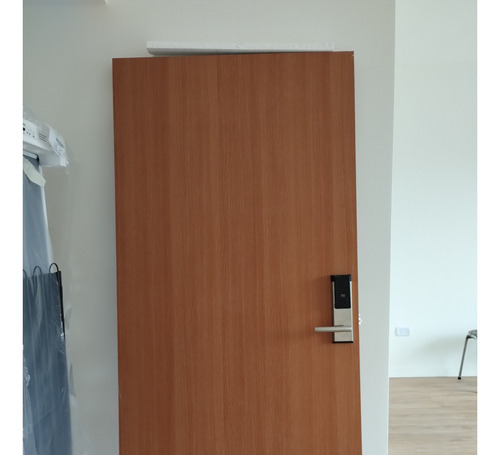 Puerta Madera Con Cerradura Electronica