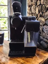 Comprar Cafetera Nespresso Lattissima Touch F511 Automática Black