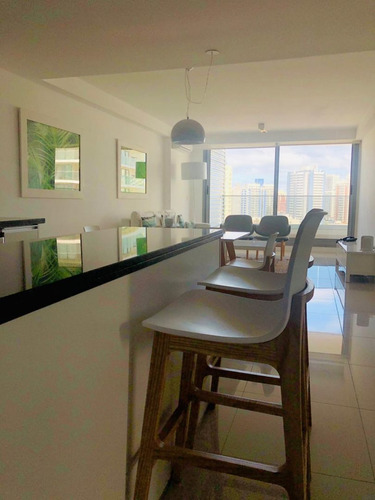 Apartamento En Venta De 3 Dormitorios En Playa Brava